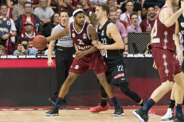 着快船的进 着快船的进