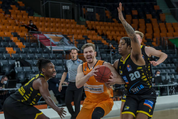 对于年仅1 对于年仅1